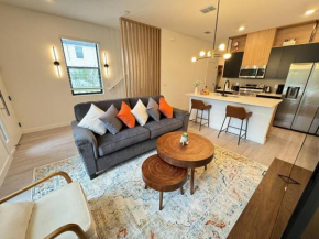 Beautiful Townhouse near Disney